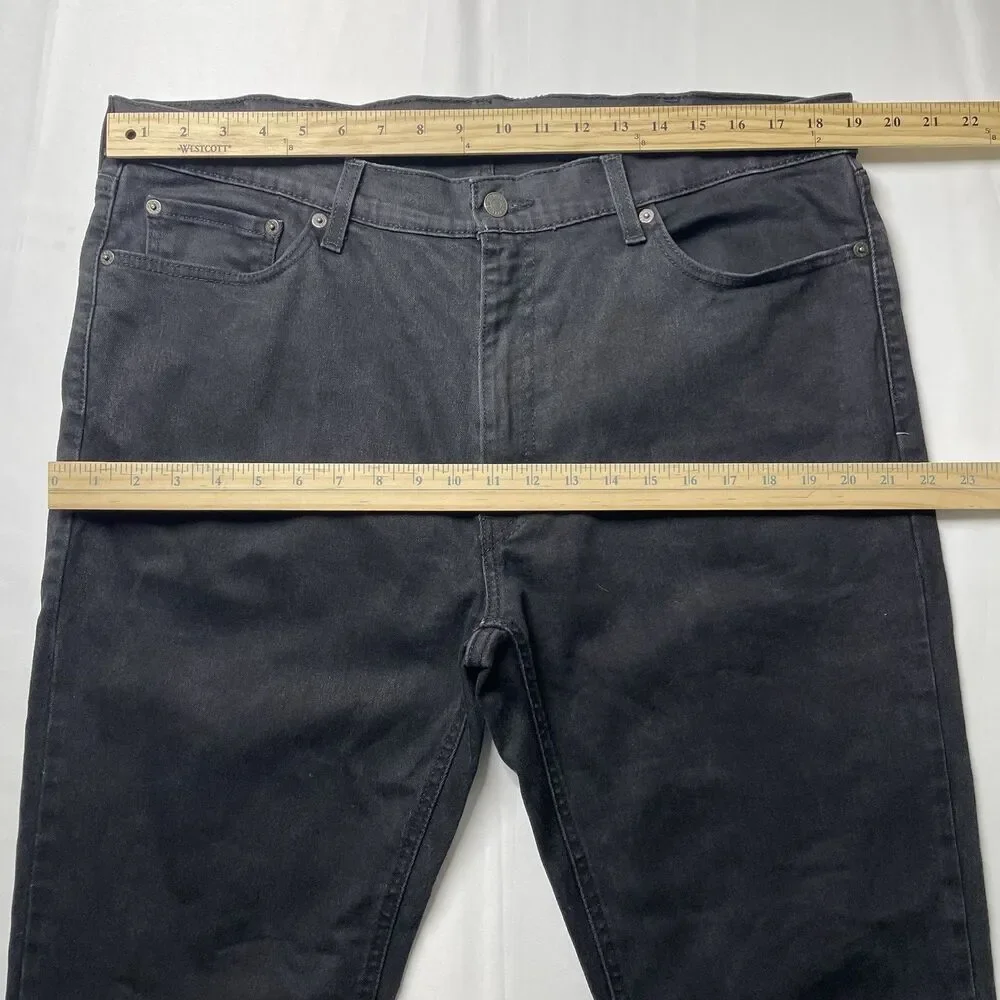 Levis 38x30 our